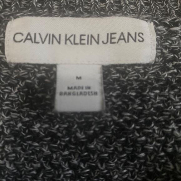 Calvin Klein Jeans, Medium Size, Black & White Knit Sweater - Picture 5 of 5